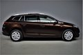 Renault Mégane Estate - 1.5 dCi 110pk Bose Pano/Navi/Clima/H.leer/Lmw/157dkm NAP - 1 - Thumbnail