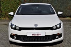 Volkswagen Scirocco - 1.4 TSI Highline 160PK 'XENON, NAVI, CRUISE CONTR, AIRCO, 18'' LM, APK 2021'