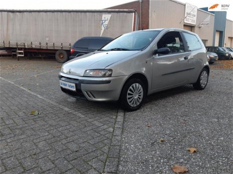 Fiat Punto - 1.2 ELX NWE APK - 1