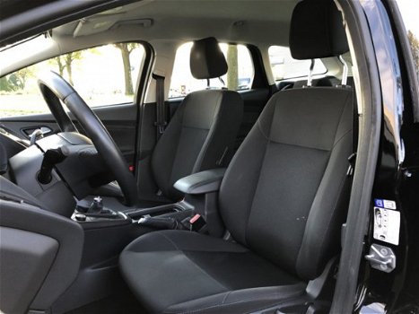 Ford Focus Wagon - 1.5 TDCI Trend | Navigatie met bluetooth | Cruise control | Voorruitverwarming | - 1