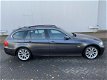 BMW 3-serie Touring - 325i 218PK Aut/Navi/Pano/Leer VOL - 1 - Thumbnail