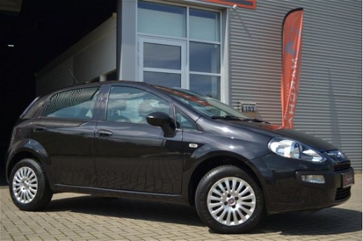 Fiat Punto Evo - 1.2 Dynamic || 7X OP VOORRAAD| |5DRS| NW.APK| MF.STUUR| PIANO BLACK| - 1