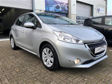 Peugeot 208 - 1.2 VTi Envy *Navi+Cruise+5drs - 1