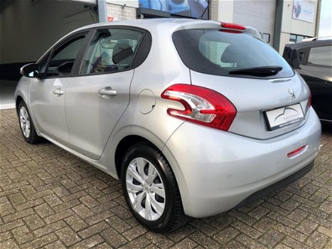 Peugeot 208 - 1.2 VTi Envy *Navi+Cruise+5drs - 1