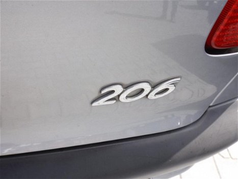 Peugeot 206 - XR 1.4 - 1