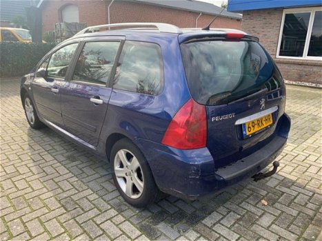 Peugeot 307 SW - 2.0 16V Premium clima , cruise , pdc , trekhaak - 1