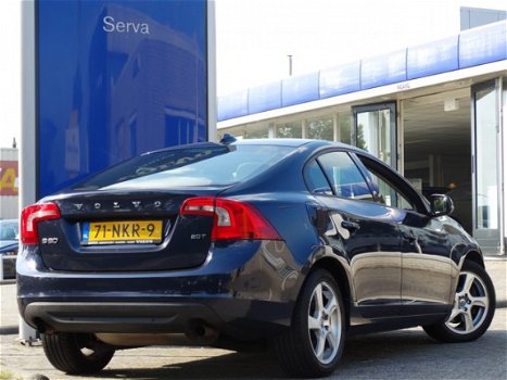 Volvo S60 - 2.0T Intro Edition - 1