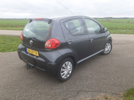 Toyota Aygo - 1.0-12V + - 1