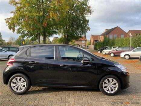 Peugeot 208 - 1.6 e-HDI 5drs*Navi*Cruise Control*Airco - 1