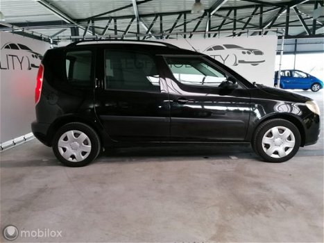 Skoda Roomster - 1.6-16V Style, Trekhaak, Climate Control - 1