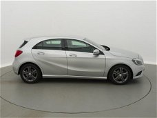 Mercedes-Benz A-klasse - 180 Edition | Xenon | Sportstoelen | Navi