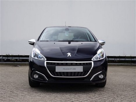 Peugeot 208 - 1.2 82pk Signature | NAV | Middenarmsteun | Cruise Control - 1