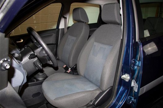 Ford Fiesta - 1.3-8V Futura Airco| Elk.raam+spiegels|Centr. vergrendeling - 1