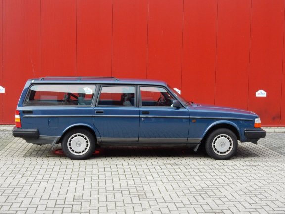 Moie Volvo 240 Polar 2.3 uit 1992 - Afbeelding 2