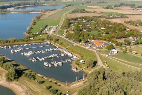 Nieuw Beach House nr. 13 te koop aan de IJssel op recreatiepark Droomparken, Marina Strandbad te Olb - 6