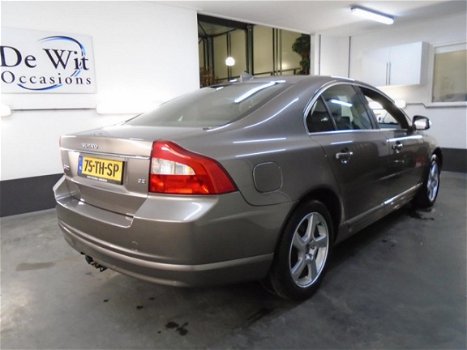 Volvo S80 - 3.2 Momentum uitv. incl. NAVI. in ZEER NETTE STAAT NWE APK/GARANTIE - 1