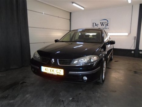 Renault Laguna - 1.6-16V Tech Line incl. NAVI./OPEN DAK /XENON ZEER NETJES incl. NWE APK/GARANTIE - 1