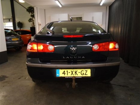 Renault Laguna - 1.6-16V Tech Line incl. NAVI./OPEN DAK /XENON ZEER NETJES incl. NWE APK/GARANTIE - 1