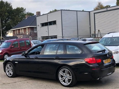 BMW 5-serie Touring - 528i(3.0 6 Cyl.) High EXE Aut8/ECC/19