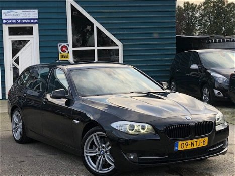 BMW 5-serie Touring - 528i(3.0 6 Cyl.) High EXE Aut8/ECC/19