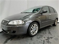 Fiat Croma - 1.9 JTD Dynamic Airco