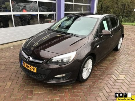 Opel Astra - 1.4 Turbo Design Ed. * AIRCO - 1