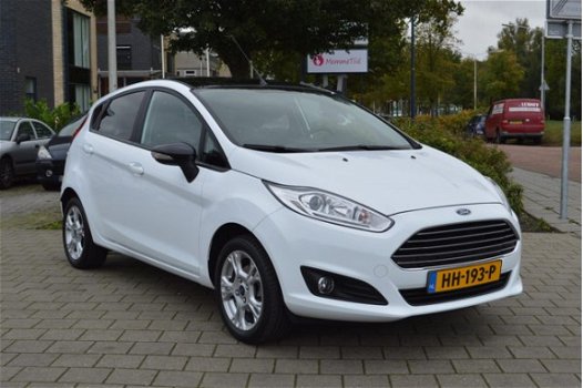 Ford Fiesta - 1.0 5Drs White Edition Navi - 1