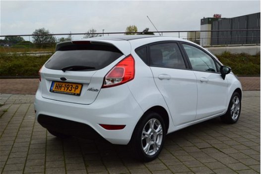 Ford Fiesta - 1.0 5Drs White Edition Navi - 1