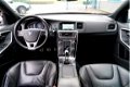 Volvo V60 - 2.0 D3 110kW/150pk 6-bak R-Design BNS CLIMA + CRUISE + ADAPT.BI-XENON + NAVI SENSUS + SP - 1 - Thumbnail