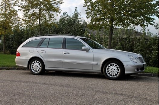 Mercedes-Benz E-klasse Combi - 240 Elegance - 1