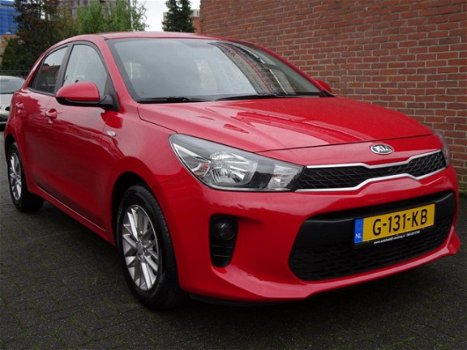 Kia Rio - 1.2 CVVT DynamicLine Navigator Navi / Camera / Pdc / Cruise Control / Lm velgen - 1