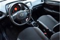Toyota Aygo - 1.0 VVT-i x-now 5-Deurs Airco - 1 - Thumbnail