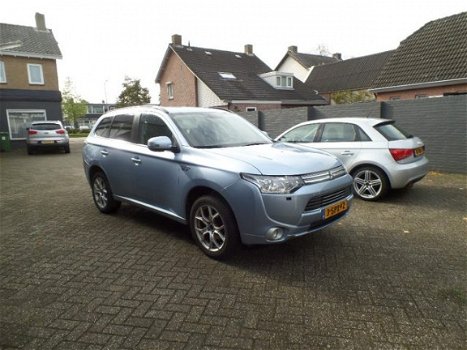 Mitsubishi Outlander - PHEV INTENSE+ GEEN BTW - 1