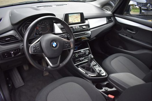 BMW 2-serie Active Tourer - 218i Advantage Sport Navi LED Pdc Orig. NL - 1