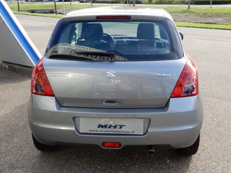 Suzuki Swift - 1.3i 3-drs airco - 1