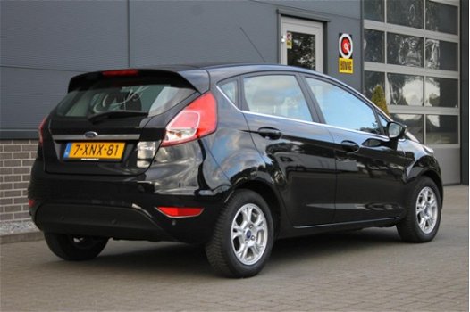 Ford Fiesta - 1.6 TDCi Lease Titanium / ADVANCED TECHNOLOGY LAUNCH PAKKET / 1e Eigenaar / Bluetooth - 1