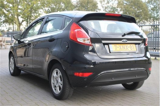 Ford Fiesta - 1.6 TDCi Lease Titanium / ADVANCED TECHNOLOGY LAUNCH PAKKET / 1e Eigenaar / Bluetooth - 1