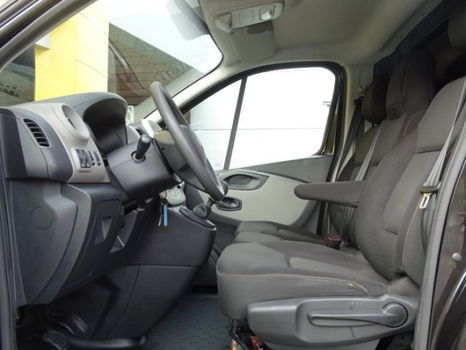 Renault Trafic - 1.6 dCi 115 pk T29 L2H1 Comfort | Trekhaak | Betimmering | Airconditioning | Cruise - 1