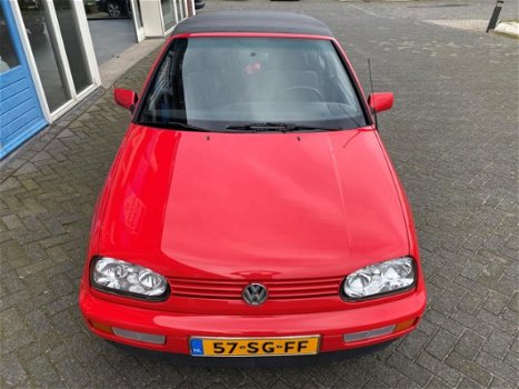 Volkswagen Golf Cabriolet - 1.8 - 1