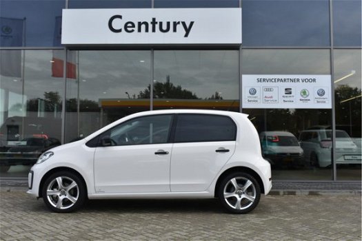 Volkswagen Up! - 1.0 BMT TAKE UP 60 PK AIRCO / 16'' / PRIVACY GLASS - 1