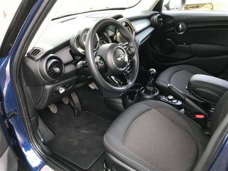 Mini Mini Cooper - 1.5 Business / Gr.navi. fabr.gar. tot 04-2020 - 1