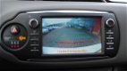 Toyota Yaris - 1.5 HYBRID NAVI CRUISE NL-AUTO - 1 - Thumbnail