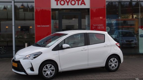 Toyota Yaris - 1.5 HYBRID CRUISE CAMERA NL-AUTO - 1