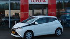 Toyota Aygo - 5D X-PLAY CAMERA NL-AUTO AIRCO - 1 - Thumbnail