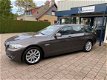 BMW 5-serie Touring - 528i High Executive + Automaat Lmv, Pdc, Clima, Navi, BT, Leder, Stoelverwarmi - 1 - Thumbnail