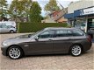 BMW 5-serie Touring - 528i High Executive + Automaat Lmv, Pdc, Clima, Navi, BT, Leder, Stoelverwarmi - 1 - Thumbnail