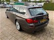 BMW 5-serie Touring - 528i High Executive + Automaat Lmv, Pdc, Clima, Navi, BT, Leder, Stoelverwarmi - 1 - Thumbnail