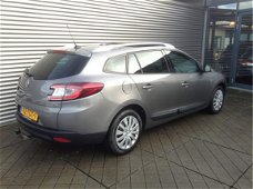 Renault Mégane Estate - 1.4 TCe Parisienne Trekhaak, Panoramisch schuifdak