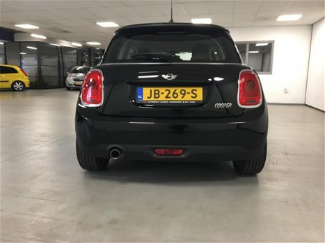 Mini Mini Cooper - 1.5 business - 1