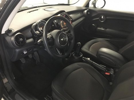 Mini Mini Cooper - 1.5 business - 1